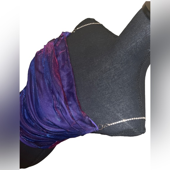 Delias Dolls Kill Y2K Camisole Rhinestone Spagetti Strap iridescent Crop Top - Picture 3 of 8